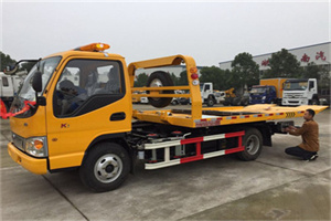 月坛哪里有拖车服务