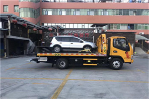 月坛附近汽车拖车电话