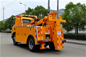 月坛高速路拖车费