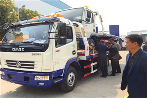 月坛汽车道路救援拖车价格